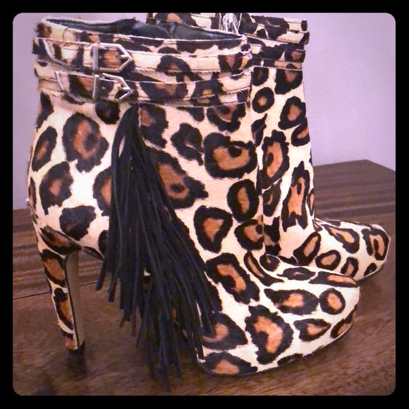 Sam Edelman calf fur leopard heel bootie - Picture 1 of 3